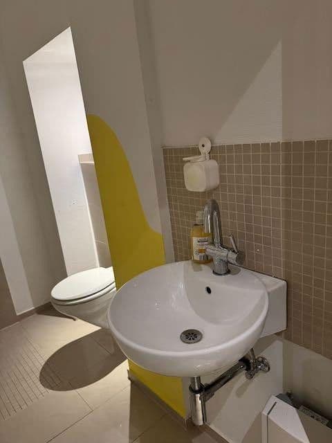 Predaj bytu 2-izbový 66 m², Düsseldorf, Severné Porýnie - Westfálsko Predaj bytu 2-izbový 66 m², Düsseldorf, Severné Porýnie - Westfálsko