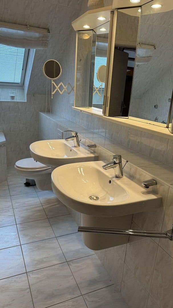 Predaj domu 130 m², pozemek 535 m², Aue-Bad Schlema, Sasko Predaj domu 130 m², pozemek 535 m², Aue-Bad Schlema, Sasko