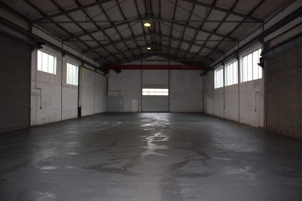 Prenájom nebytového priestoru 580 m², Dieselstr. 13, Arnsberg, Severné Porýnie - Westfálsko Prenájom nebytového priestoru 580 m², Dieselstr. 13, Arnsberg, Severné Porýnie - Westfálsko