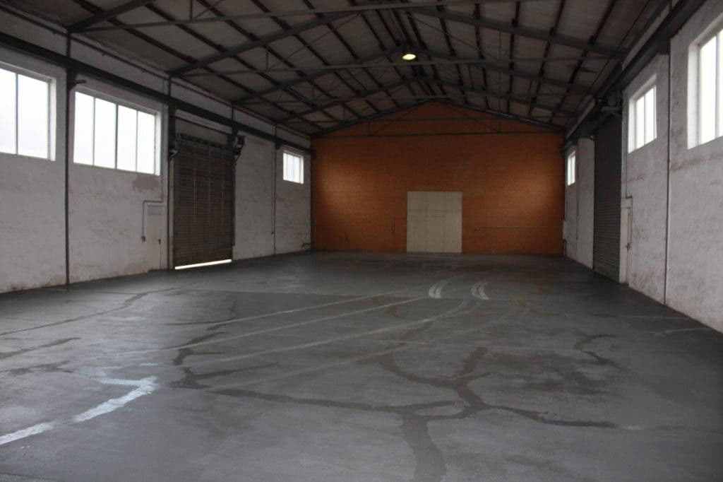 Prenájom nebytového priestoru 580 m², Dieselstr. 13, Arnsberg, Severné Porýnie - Westfálsko Prenájom nebytového priestoru 580 m², Dieselstr. 13, Arnsberg, Severné Porýnie - Westfálsko