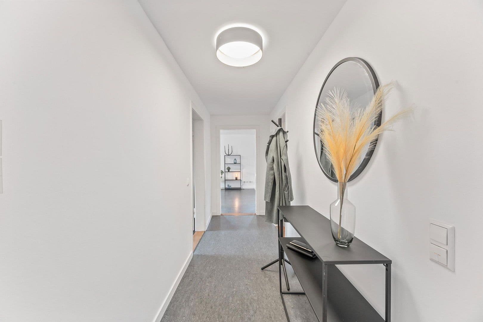 Predaj bytu 5-izbový 128 m², Leonberg, Bádensko-Wurttembersko Predaj bytu 5-izbový 128 m², Leonberg, Bádensko-Wurttembersko