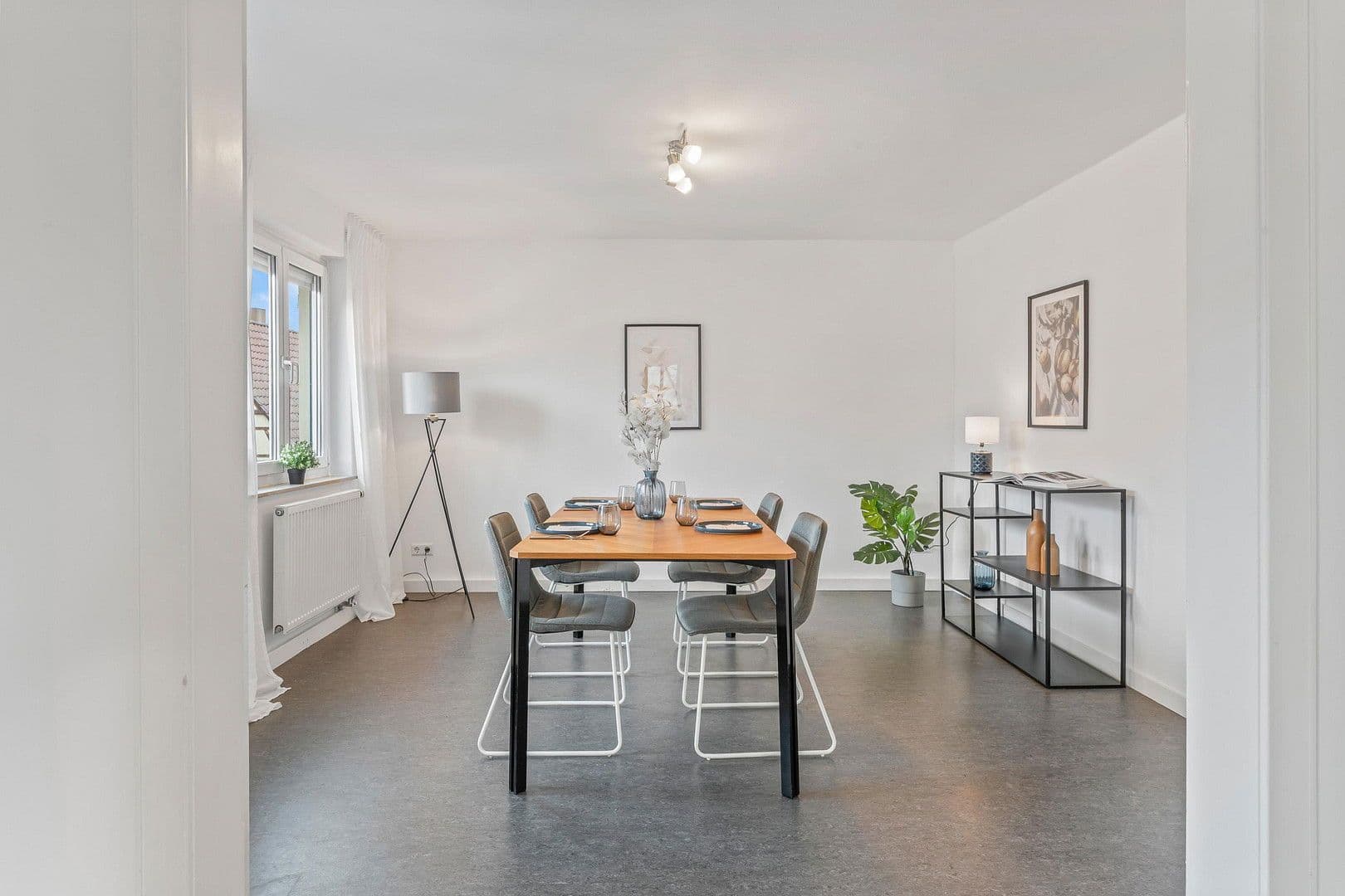 Predaj bytu 5-izbový 128 m², Leonberg, Bádensko-Wurttembersko Predaj bytu 5-izbový 128 m², Leonberg, Bádensko-Wurttembersko
