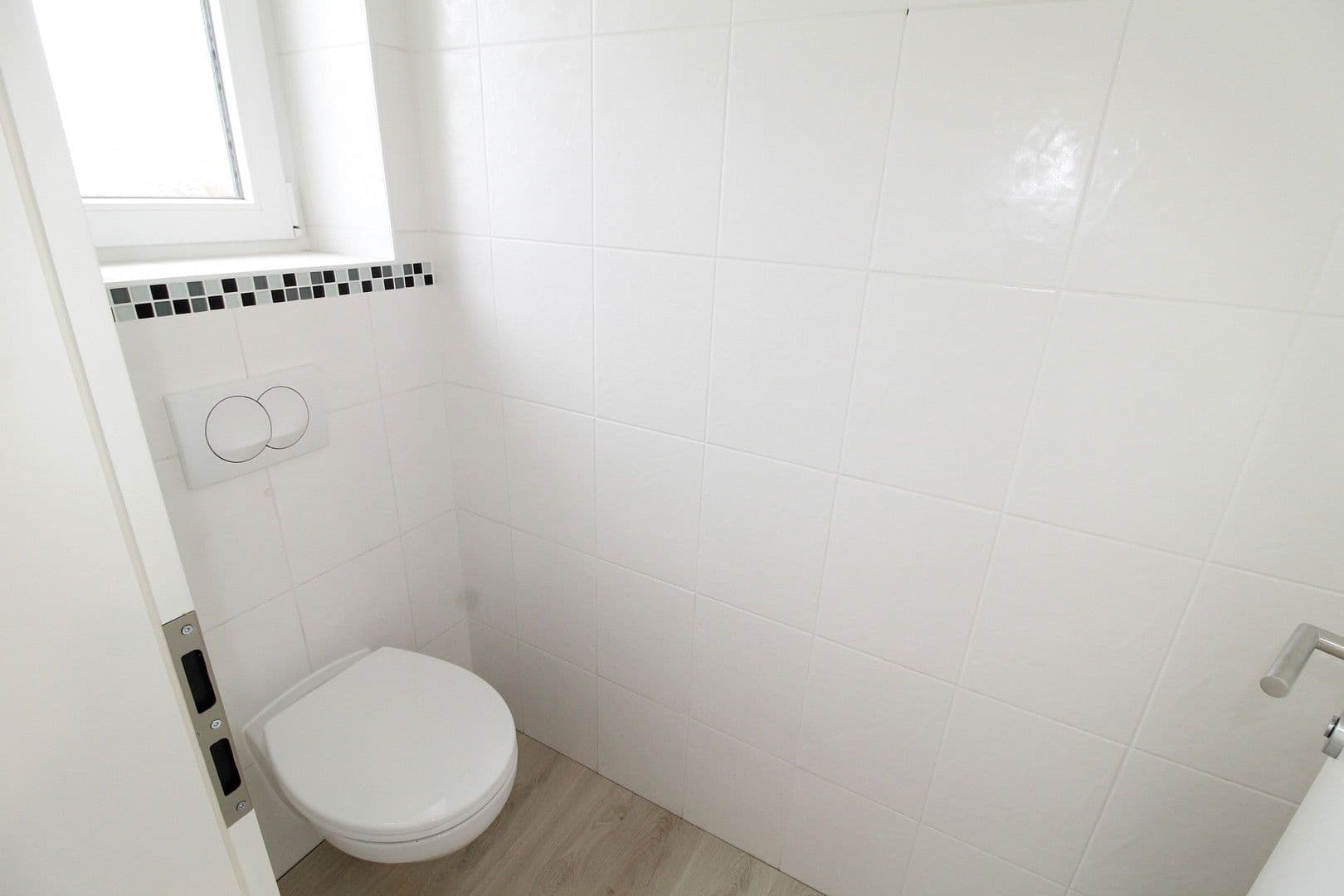 Prenájom domu 101 m², pozemek 500 m², Fichtenweg 35, Bad Fallingbostel, Dolné Sasko Prenájom domu 101 m², pozemek 500 m², Fichtenweg 35, Bad Fallingbostel, Dolné Sasko