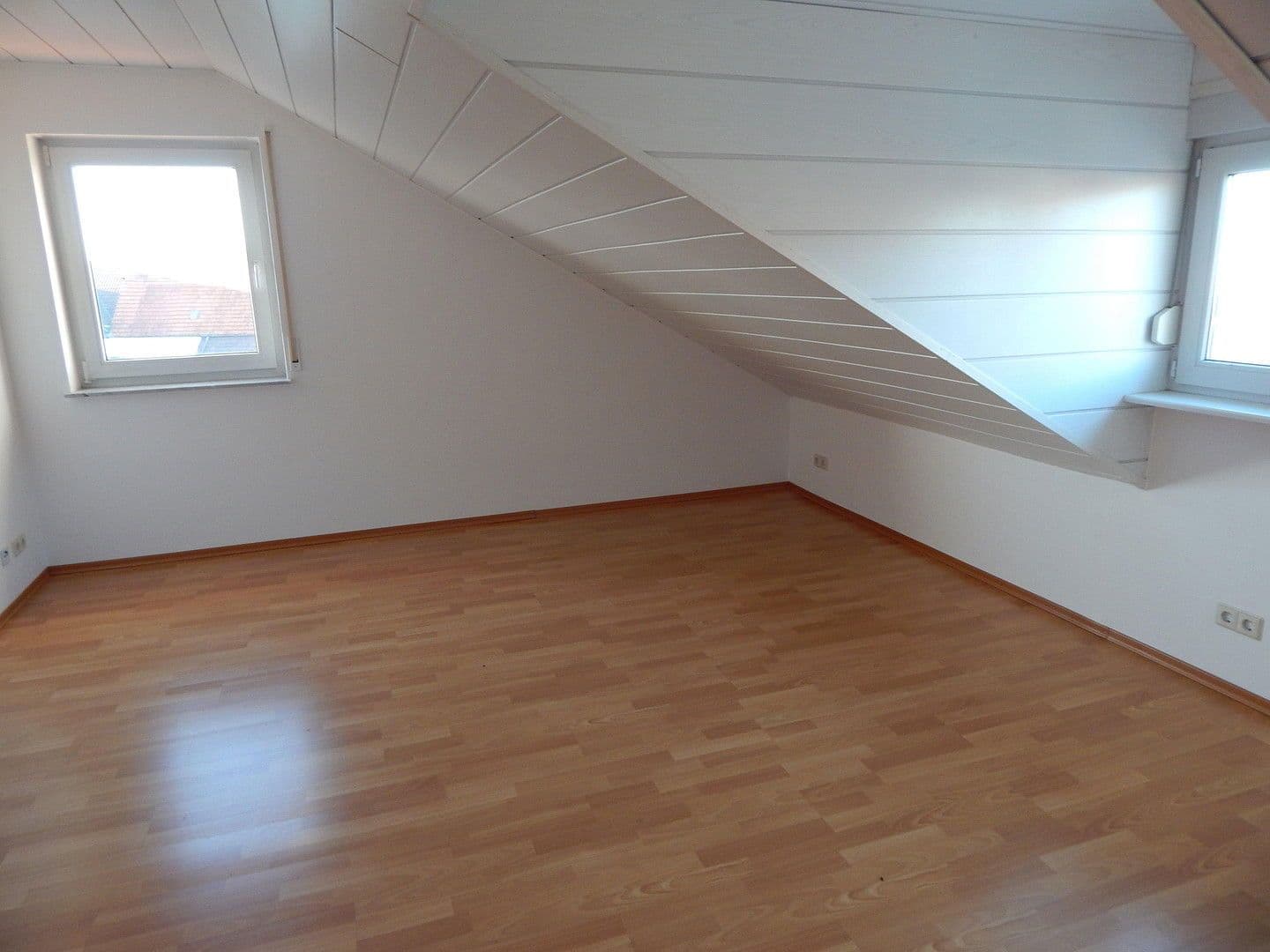 Predaj bytu 3-izbový 97 m², Sudetenstraße 7, Forst, Bádensko-Wurttembersko Predaj bytu 3-izbový 97 m², Sudetenstraße 7, Forst, Bádensko-Wurttembersko