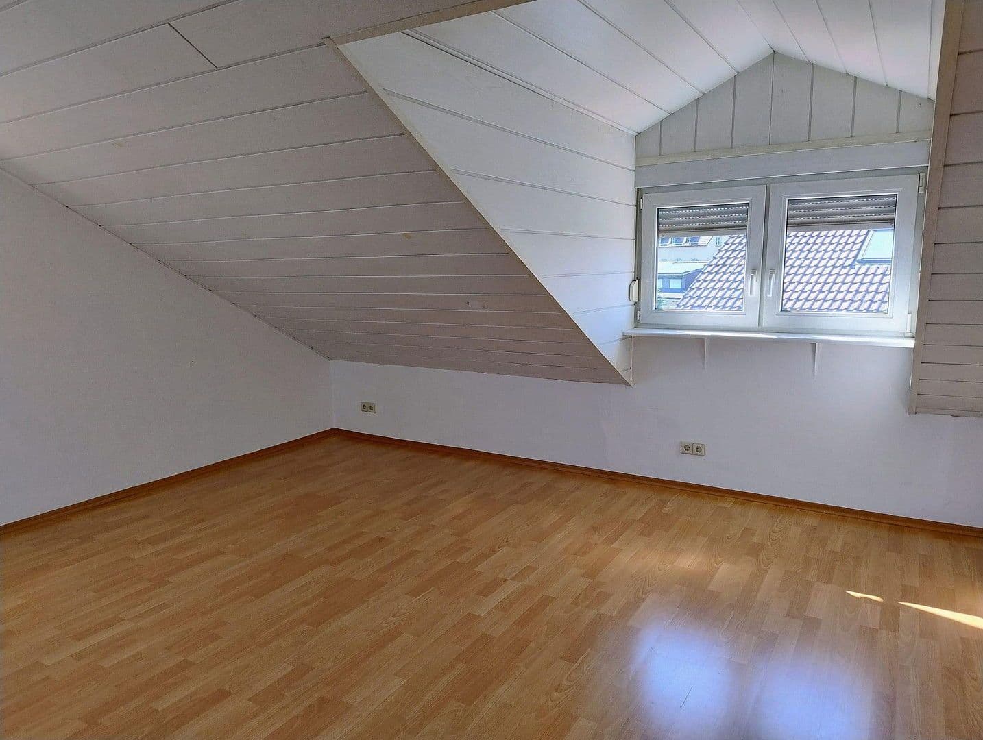 Predaj bytu 3-izbový 97 m², Sudetenstraße 7, Forst, Bádensko-Wurttembersko Predaj bytu 3-izbový 97 m², Sudetenstraße 7, Forst, Bádensko-Wurttembersko