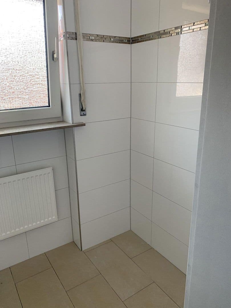 Prenájom bytu 3-izbový 88 m², Grubenweg 2, Zellingen, Bavorsko Prenájom bytu 3-izbový 88 m², Grubenweg 2, Zellingen, Bavorsko