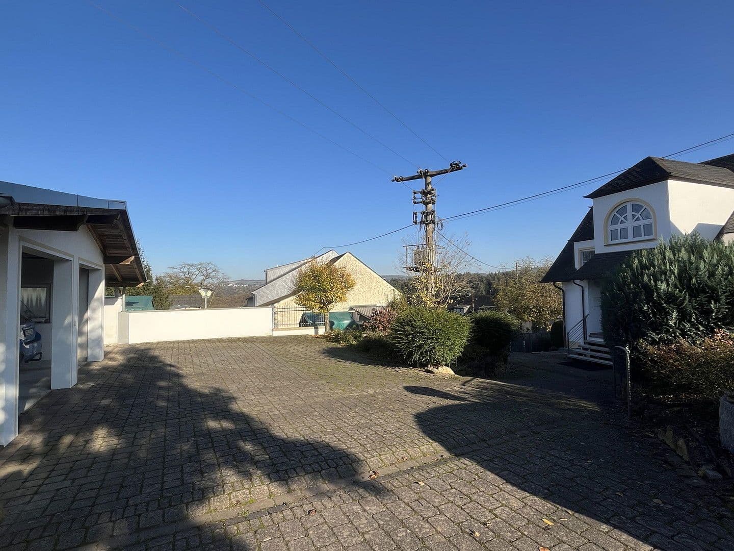 Predaj bytu 5-izbový 140 m², Trier, Porýnie-Falcko Predaj bytu 5-izbový 140 m², Trier, Porýnie-Falcko