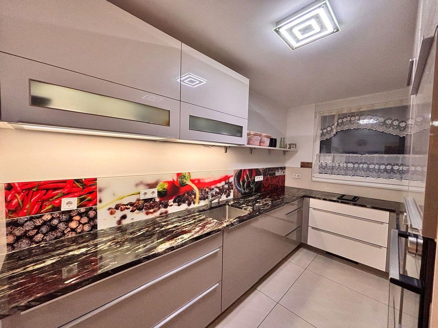 Predaj domu 146 m², pozemek 194 m², Erlangen, Bavorsko Predaj domu 146 m², pozemek 194 m², Erlangen, Bavorsko