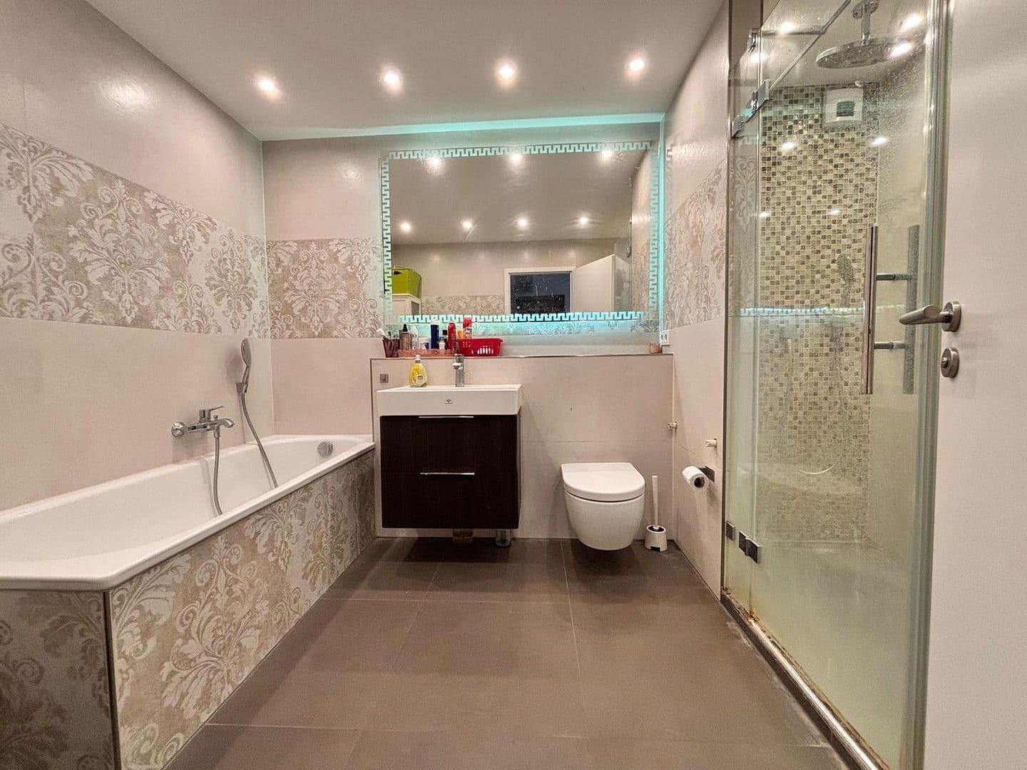 Predaj domu 146 m², pozemek 194 m², Erlangen, Bavorsko Predaj domu 146 m², pozemek 194 m², Erlangen, Bavorsko