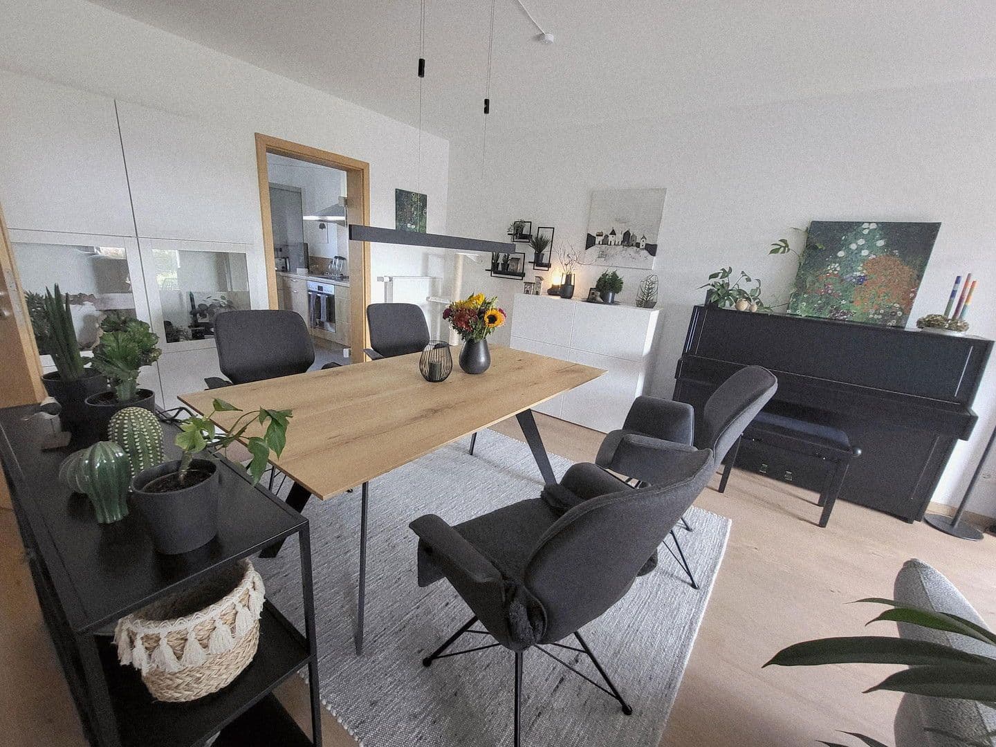 Predaj domu 120 m², pozemek 260 m², Ingolstadt, Bavorsko Predaj domu 120 m², pozemek 260 m², Ingolstadt, Bavorsko