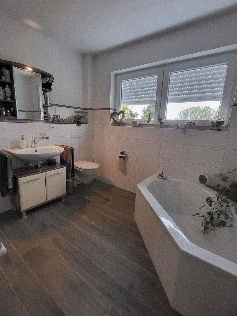 Predaj domu 120 m², pozemek 260 m², Ingolstadt, Bavorsko Predaj domu 120 m², pozemek 260 m², Ingolstadt, Bavorsko