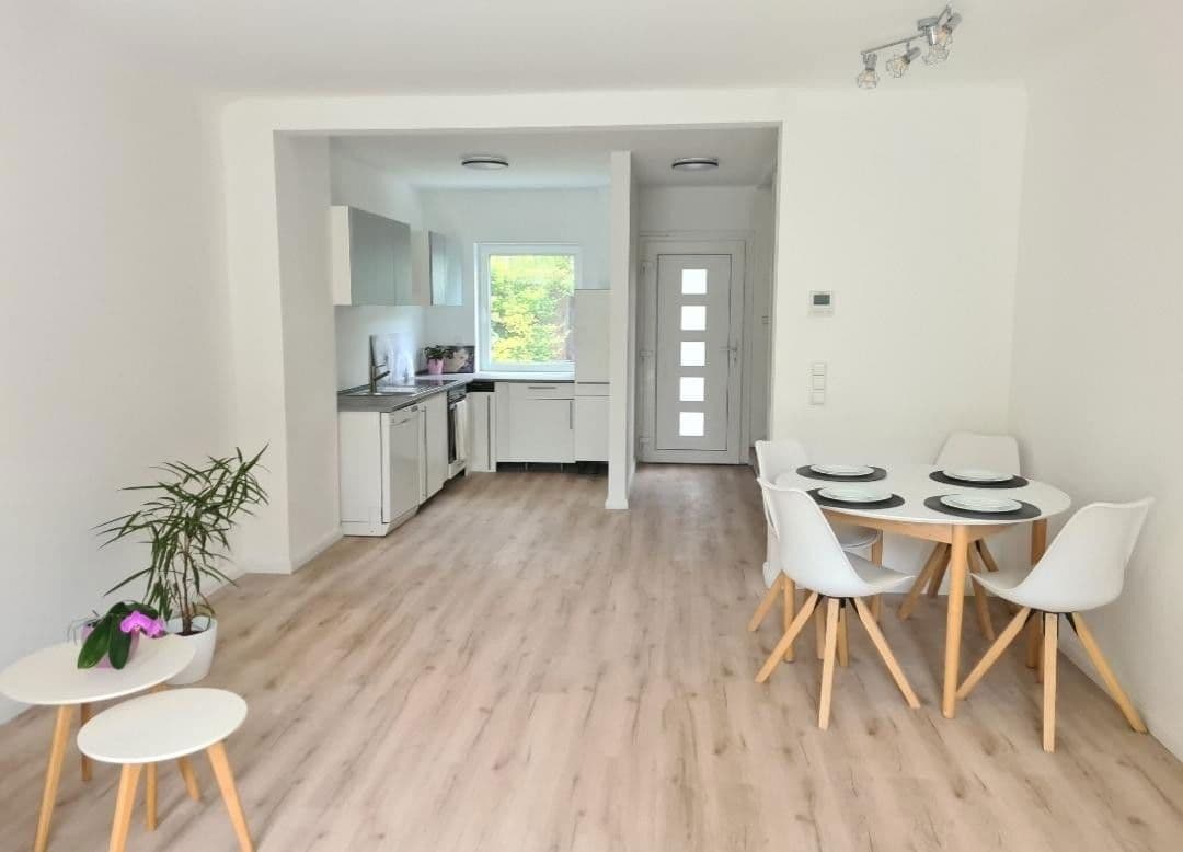 Predaj domu 111 m², pozemek 124 m², Wulmstorfer Ring, Hamburg, Hamburg Predaj domu 111 m², pozemek 124 m², Wulmstorfer Ring, Hamburg, Hamburg