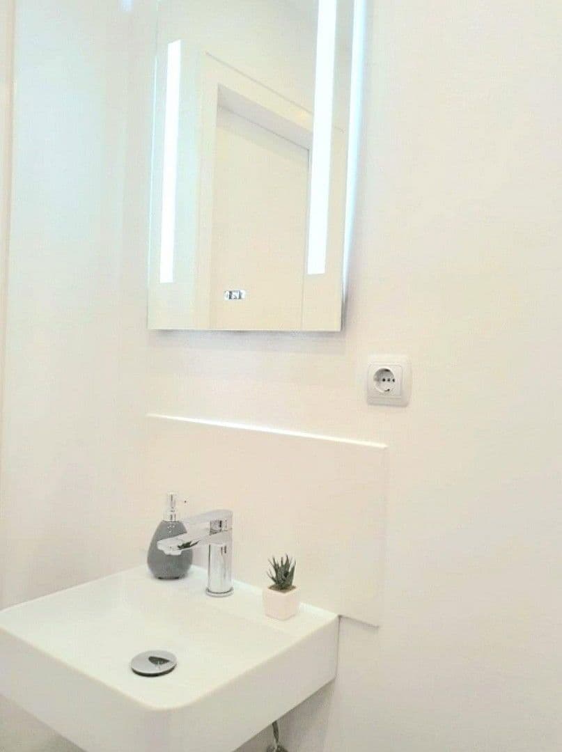 Predaj domu 111 m², pozemek 124 m², Wulmstorfer Ring, Hamburg, Hamburg Predaj domu 111 m², pozemek 124 m², Wulmstorfer Ring, Hamburg, Hamburg