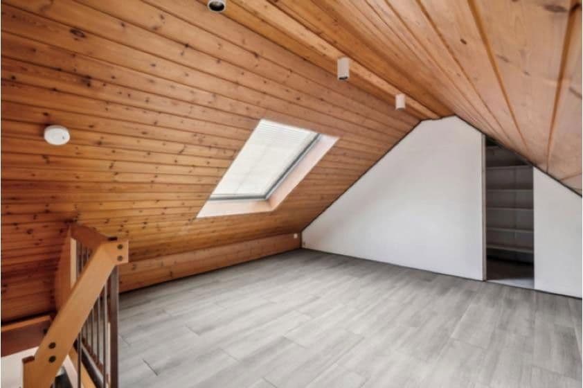 Predaj domu 183 m², pozemek 293 m², Mönchengladbach, Severné Porýnie - Westfálsko Predaj domu 183 m², pozemek 293 m², Mönchengladbach, Severné Porýnie - Westfálsko