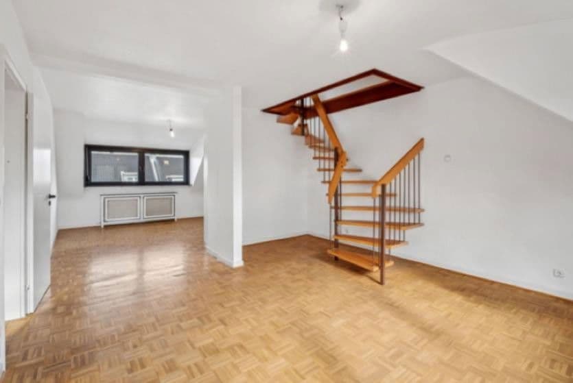 Predaj domu 183 m², pozemek 293 m², Mönchengladbach, Severné Porýnie - Westfálsko Predaj domu 183 m², pozemek 293 m², Mönchengladbach, Severné Porýnie - Westfálsko