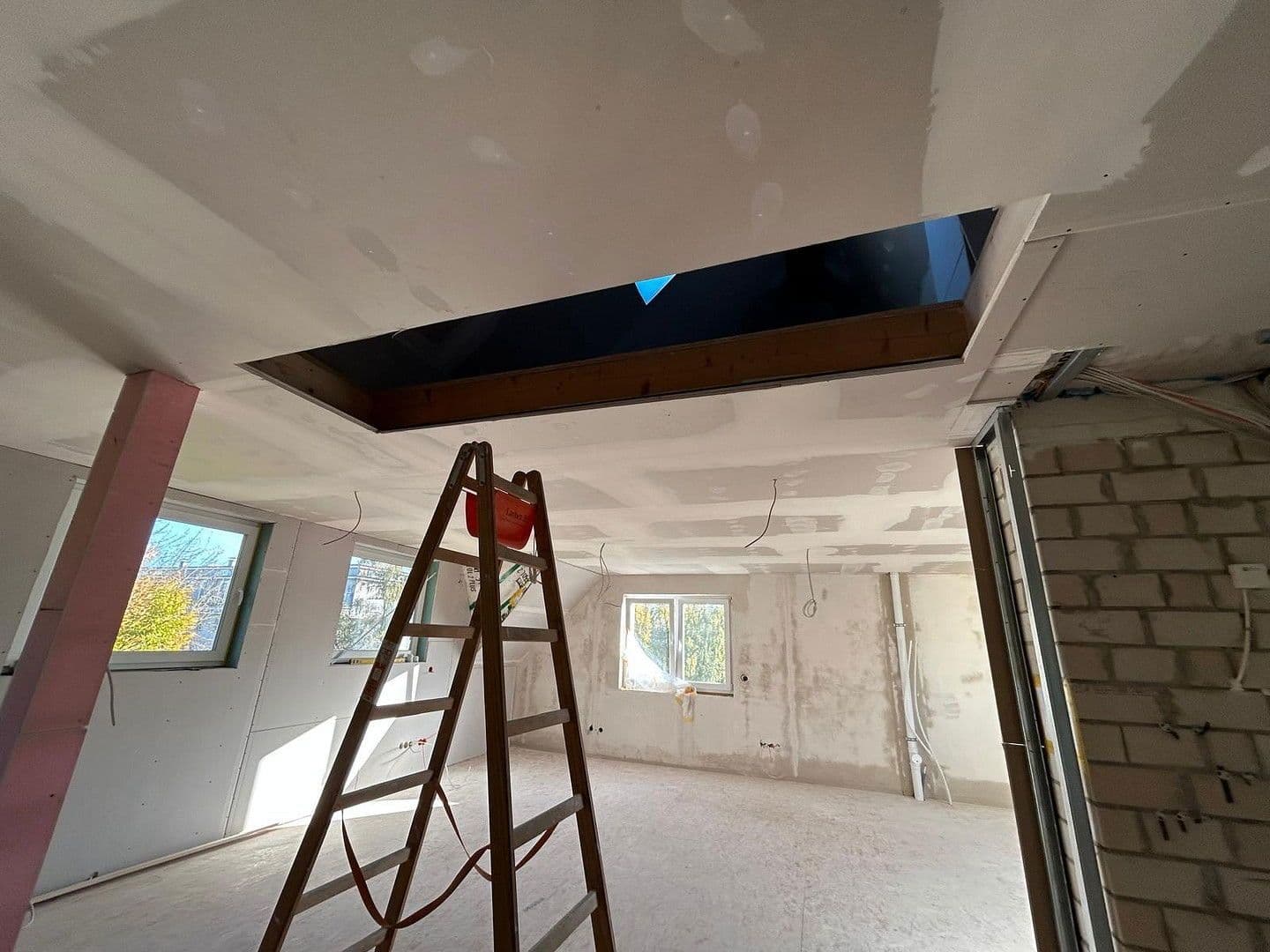 Prenájom bytu 2-izbový 145 m², Berlin, Berlín Prenájom bytu 2-izbový 145 m², Berlin, Berlín