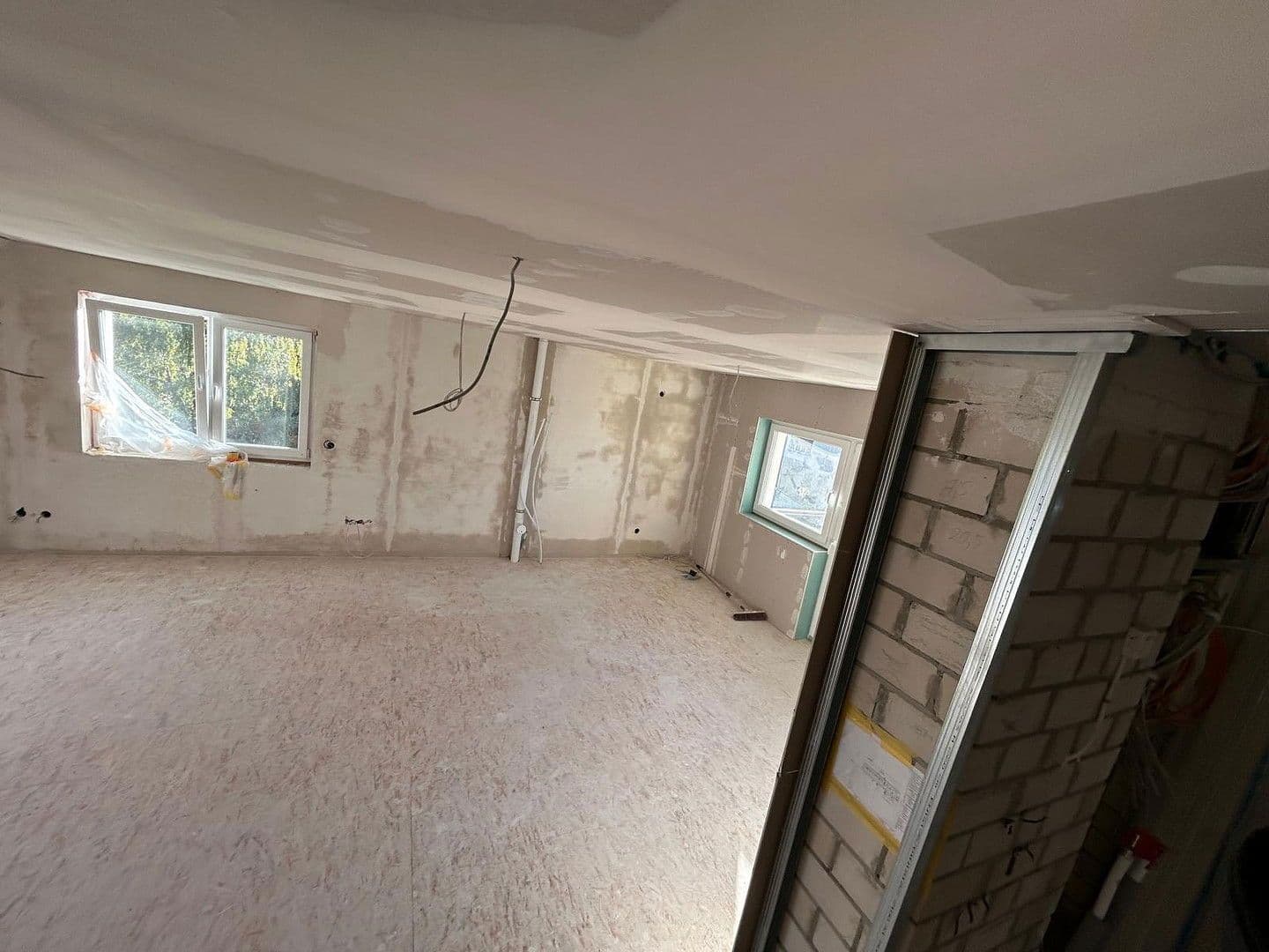 Prenájom bytu 2-izbový 145 m², Berlin, Berlín Prenájom bytu 2-izbový 145 m², Berlin, Berlín