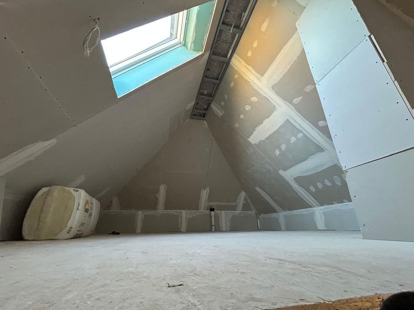 Prenájom bytu 2-izbový 145 m², Berlin, Berlín Prenájom bytu 2-izbový 145 m², Berlin, Berlín