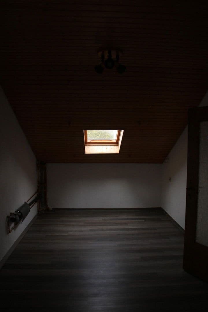 Prenájom domu 165 m², pozemek 585 m², Ingelheim am Rhein, Porýnie-Falcko Prenájom domu 165 m², pozemek 585 m², Ingelheim am Rhein, Porýnie-Falcko