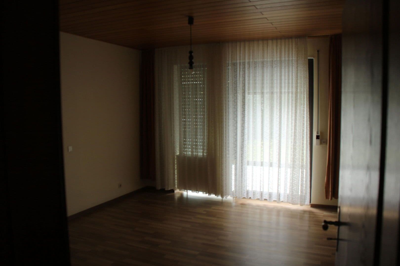 Prenájom domu 165 m², pozemek 585 m², Ingelheim am Rhein, Porýnie-Falcko Prenájom domu 165 m², pozemek 585 m², Ingelheim am Rhein, Porýnie-Falcko