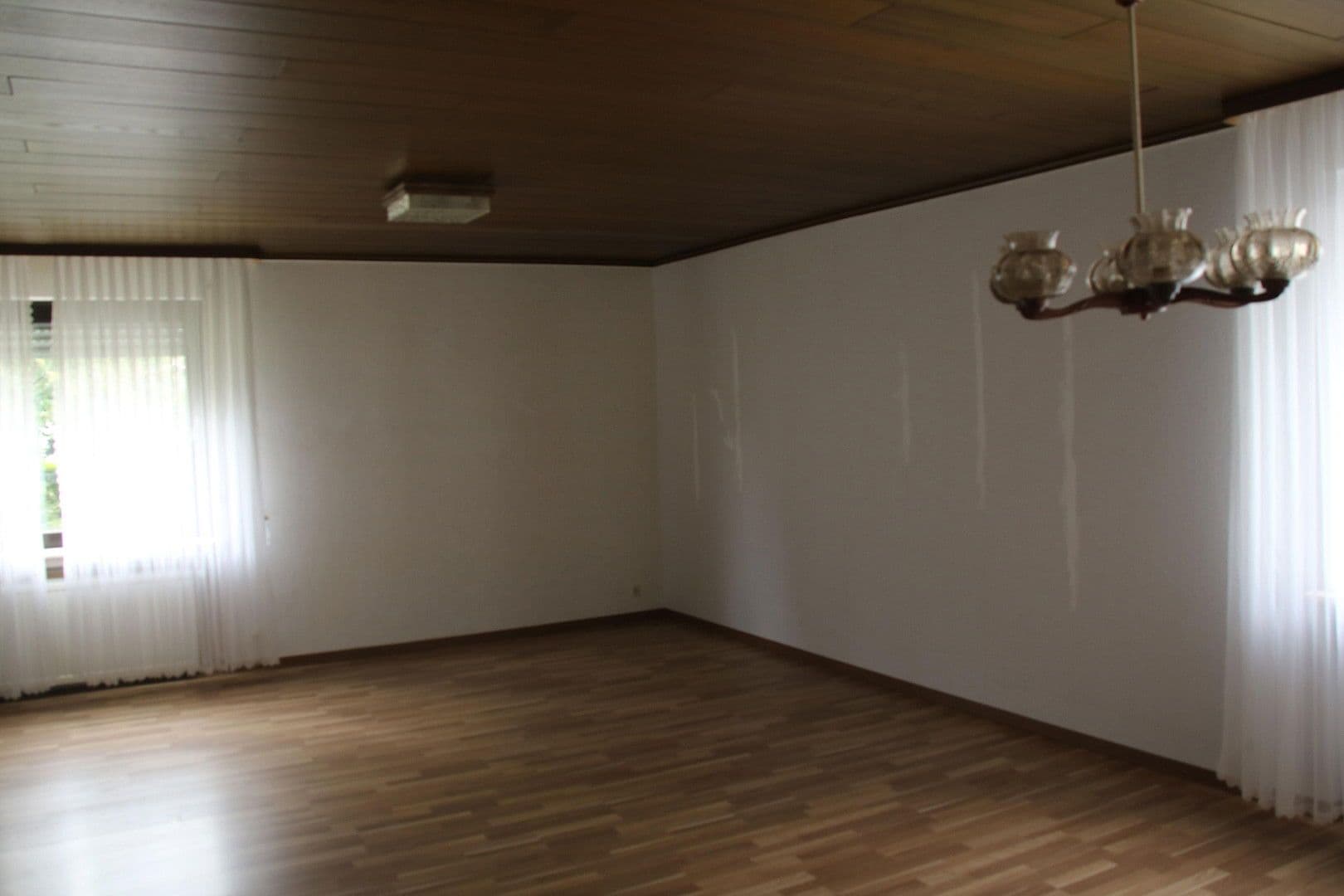 Prenájom domu 165 m², pozemek 585 m², Ingelheim am Rhein, Porýnie-Falcko Prenájom domu 165 m², pozemek 585 m², Ingelheim am Rhein, Porýnie-Falcko