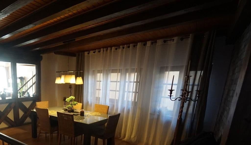 Prenájom bytu 3-izbový 145 m², Stockach, Bádensko-Wurttembersko Prenájom bytu 3-izbový 145 m², Stockach, Bádensko-Wurttembersko