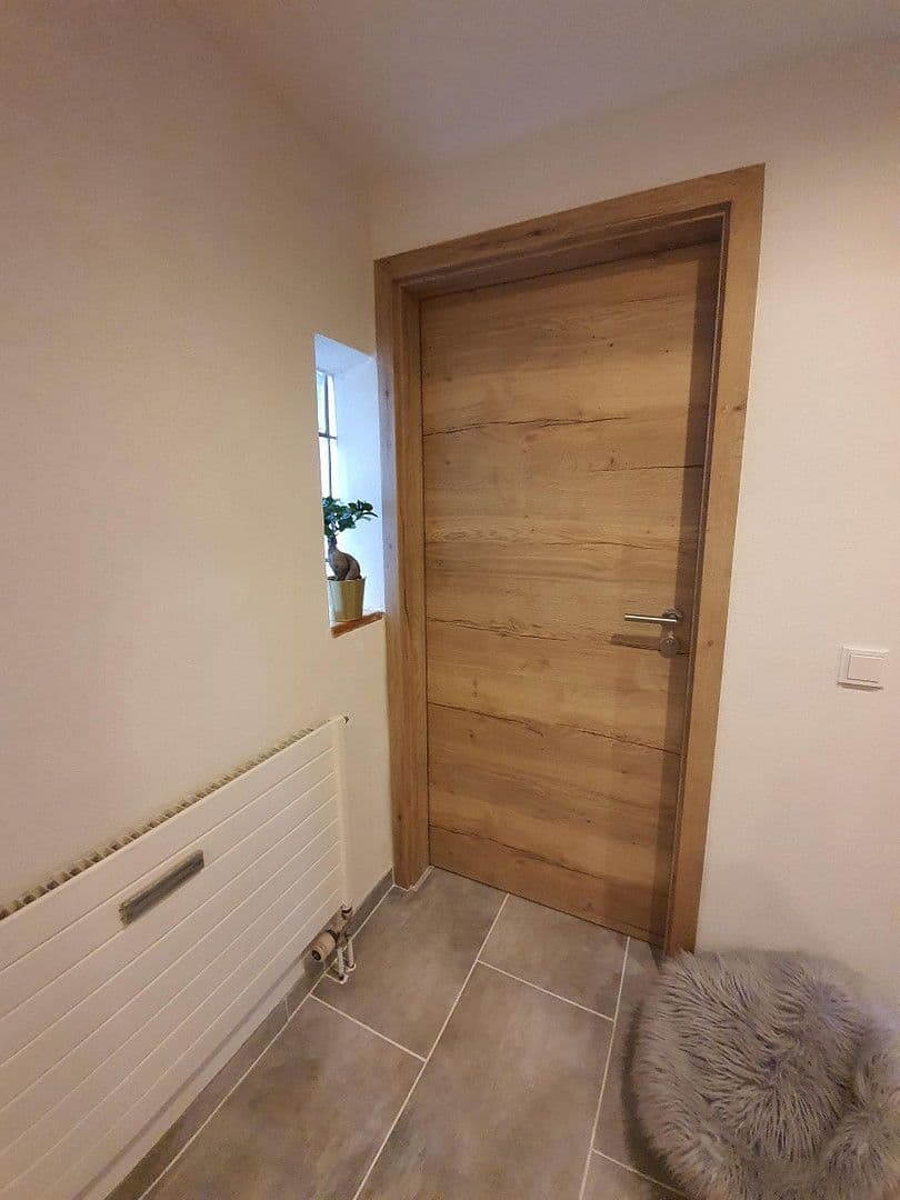 Prenájom bytu 3-izbový 145 m², Stockach, Bádensko-Wurttembersko Prenájom bytu 3-izbový 145 m², Stockach, Bádensko-Wurttembersko