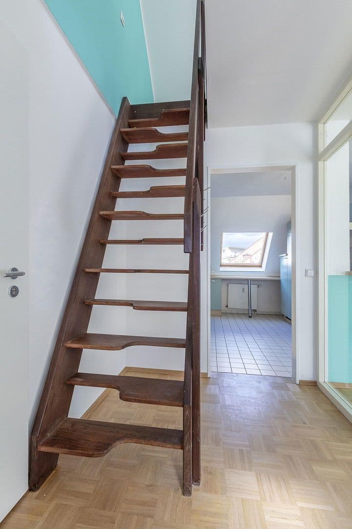 Predaj bytu 2-izbový 83 m², Neusserstr. 388, Köln, Severné Porýnie - Westfálsko Predaj bytu 2-izbový 83 m², Neusserstr. 388, Köln, Severné Porýnie - Westfálsko