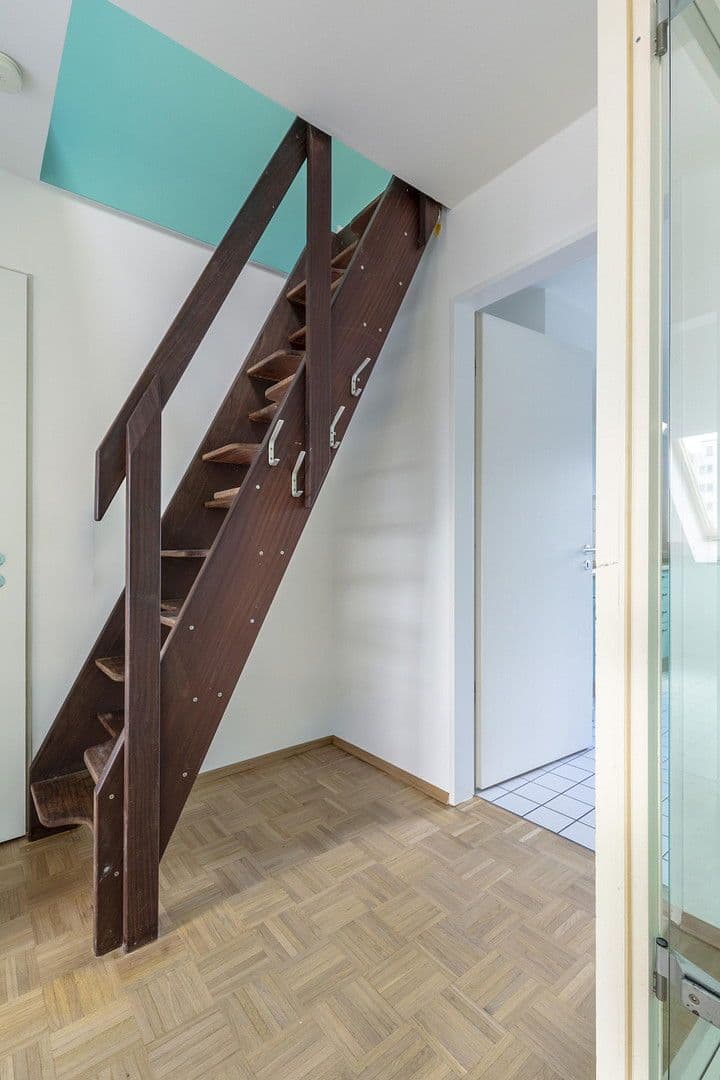 Predaj bytu 2-izbový 83 m², Neusserstr. 388, Köln, Severné Porýnie - Westfálsko Predaj bytu 2-izbový 83 m², Neusserstr. 388, Köln, Severné Porýnie - Westfálsko