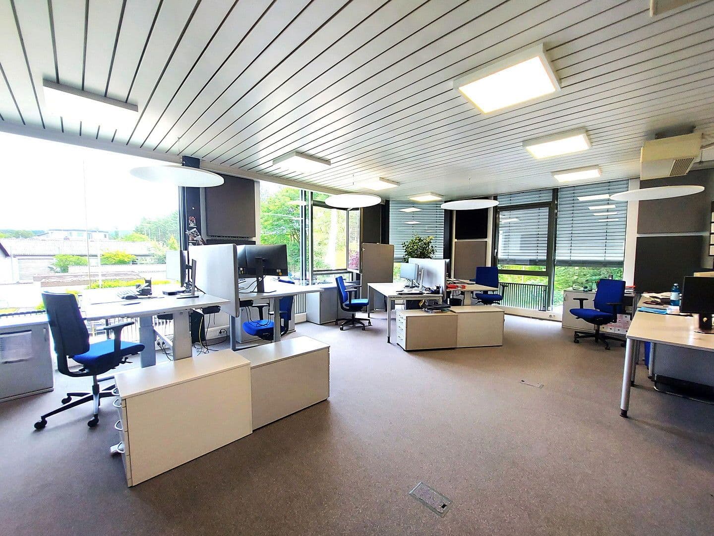 Prenájom kancelárie 840 m², Siemensstr. 26, Alzenau, Bavorsko Prenájom kancelárie 840 m², Siemensstr. 26, Alzenau, Bavorsko