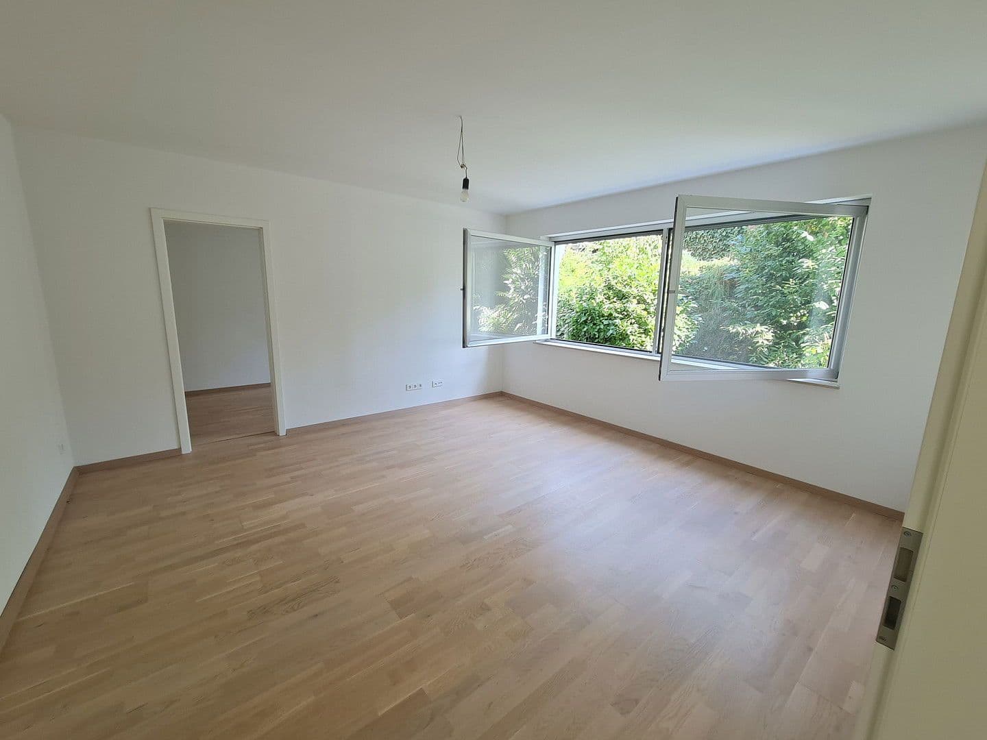 Predaj bytu 4-izbový 169 m², Pforzheim, Bádensko-Wurttembersko Predaj bytu 4-izbový 169 m², Pforzheim, Bádensko-Wurttembersko