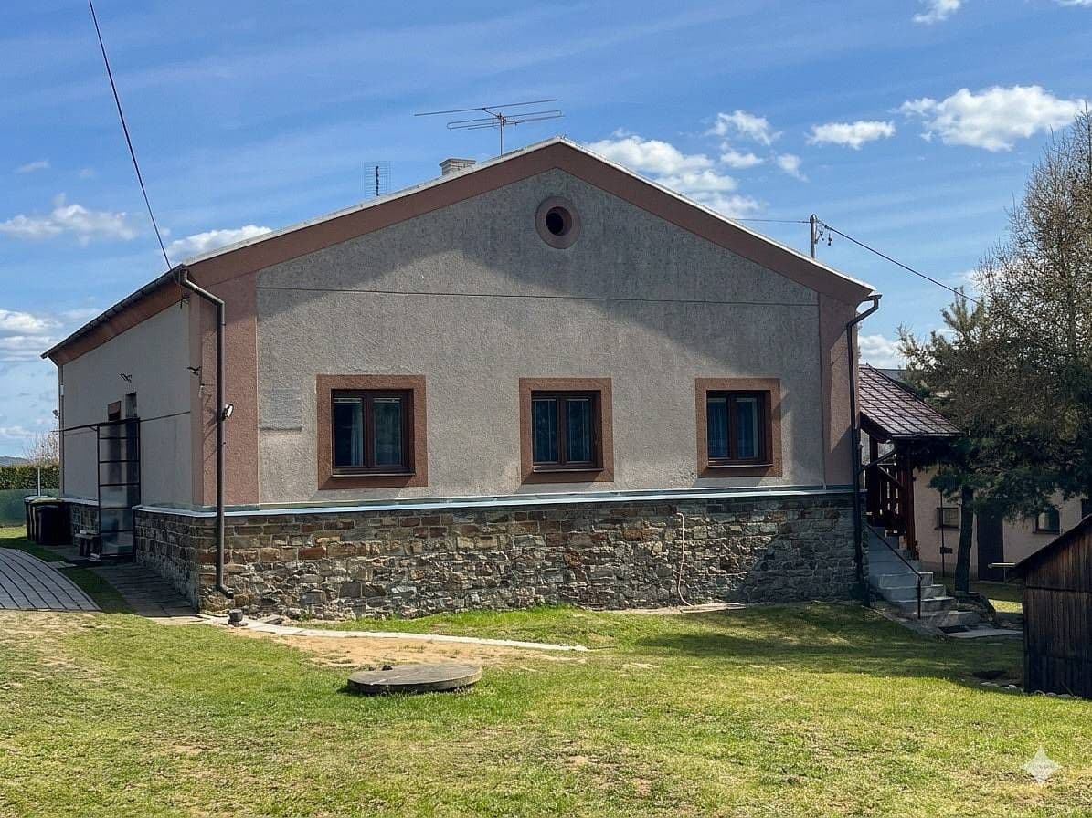 Prenájom rekreačného objektu, Obecnice, Středočeský kraj Prenájom rekreačného objektu, Obecnice, Středočeský kraj