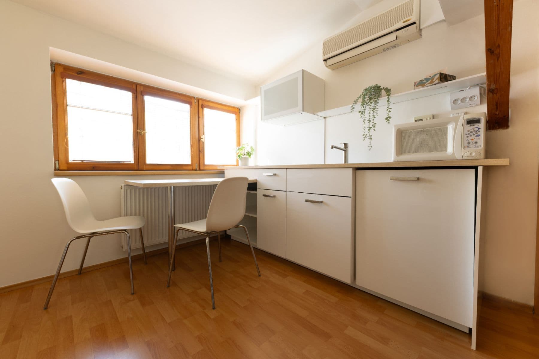 Prenájom bytu 1-izbový 39 m², Klimentská, Praha, Praha Prenájom bytu 1-izbový 39 m², Klimentská, Praha, Praha