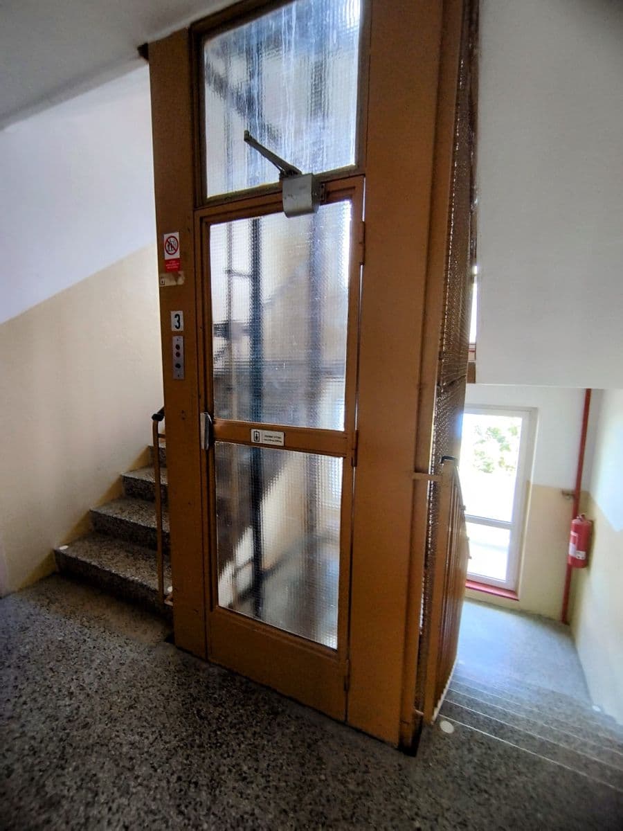 Predaj bytu 2-izbový 60 m², Pod nádražím, Kraslice, Karlovarský kraj Predaj bytu 2-izbový 60 m², Pod nádražím, Kraslice, Karlovarský kraj