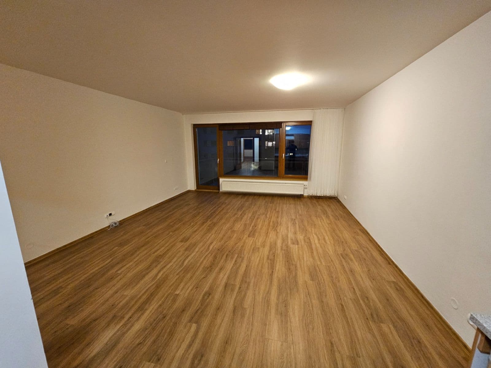 Prenájom bytu 3-izbový 121 m², Tibetská, Praha, Praha Prenájom bytu 3-izbový 121 m², Tibetská, Praha, Praha