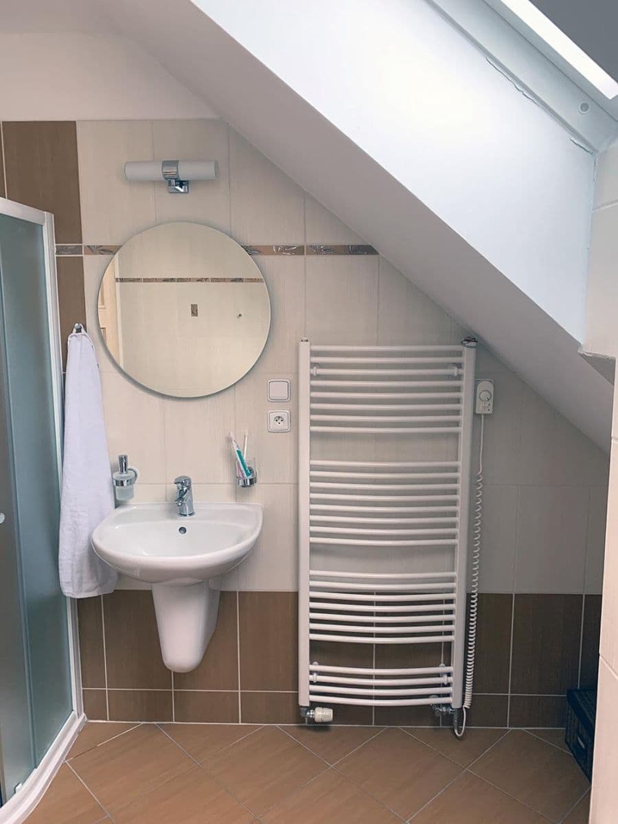 Predaj bytu 4-izbový 115 m², Plzeňská, Králův Dvůr, Středočeský kraj Predaj bytu 4-izbový 115 m², Plzeňská, Králův Dvůr, Středočeský kraj