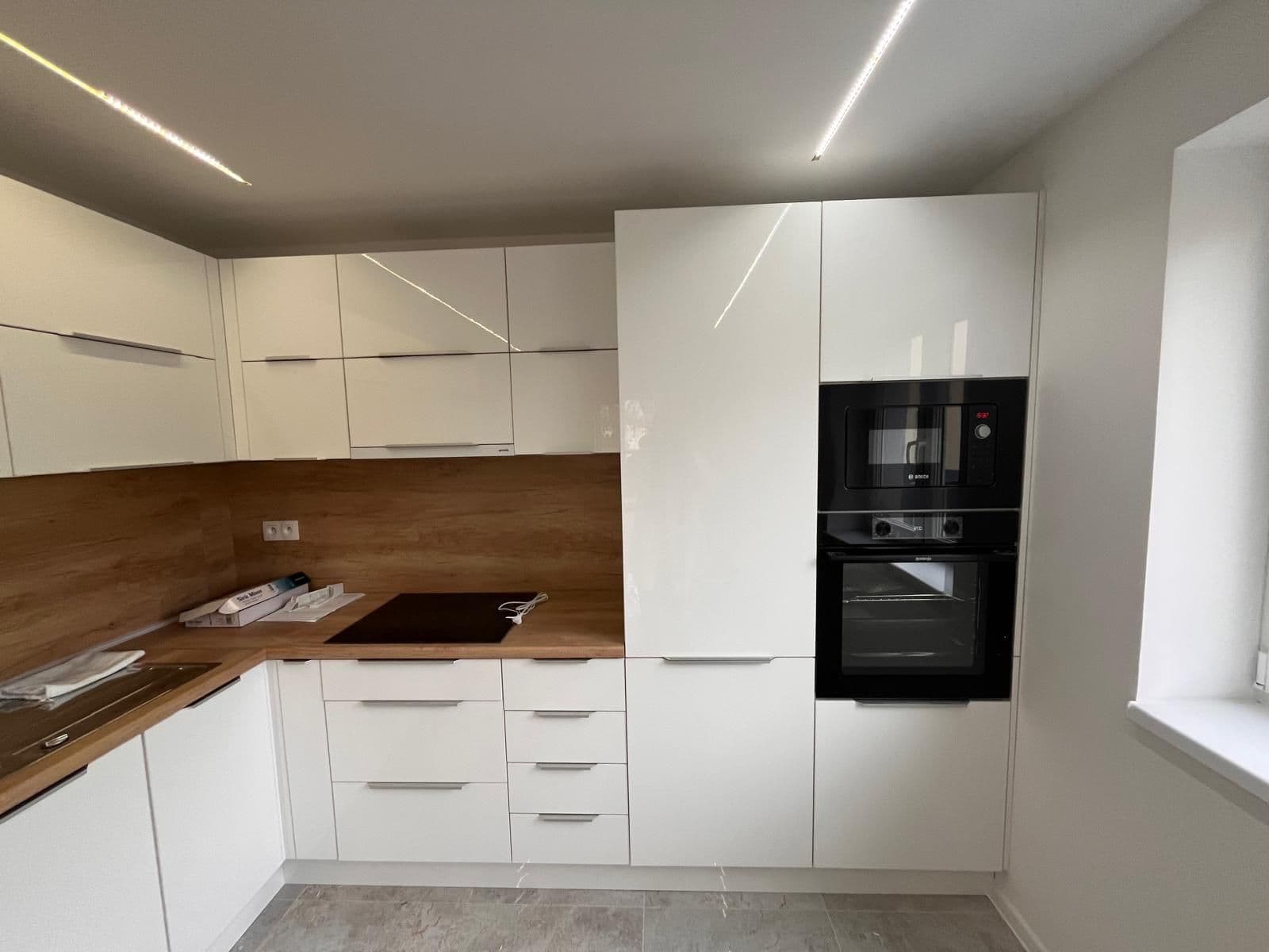 Prenájom bytu 2-izbový 52 m², Kulíškova, Ružinov, Bratislavský kraj Prenájom bytu 2-izbový 52 m², Kulíškova, Ružinov, Bratislavský kraj