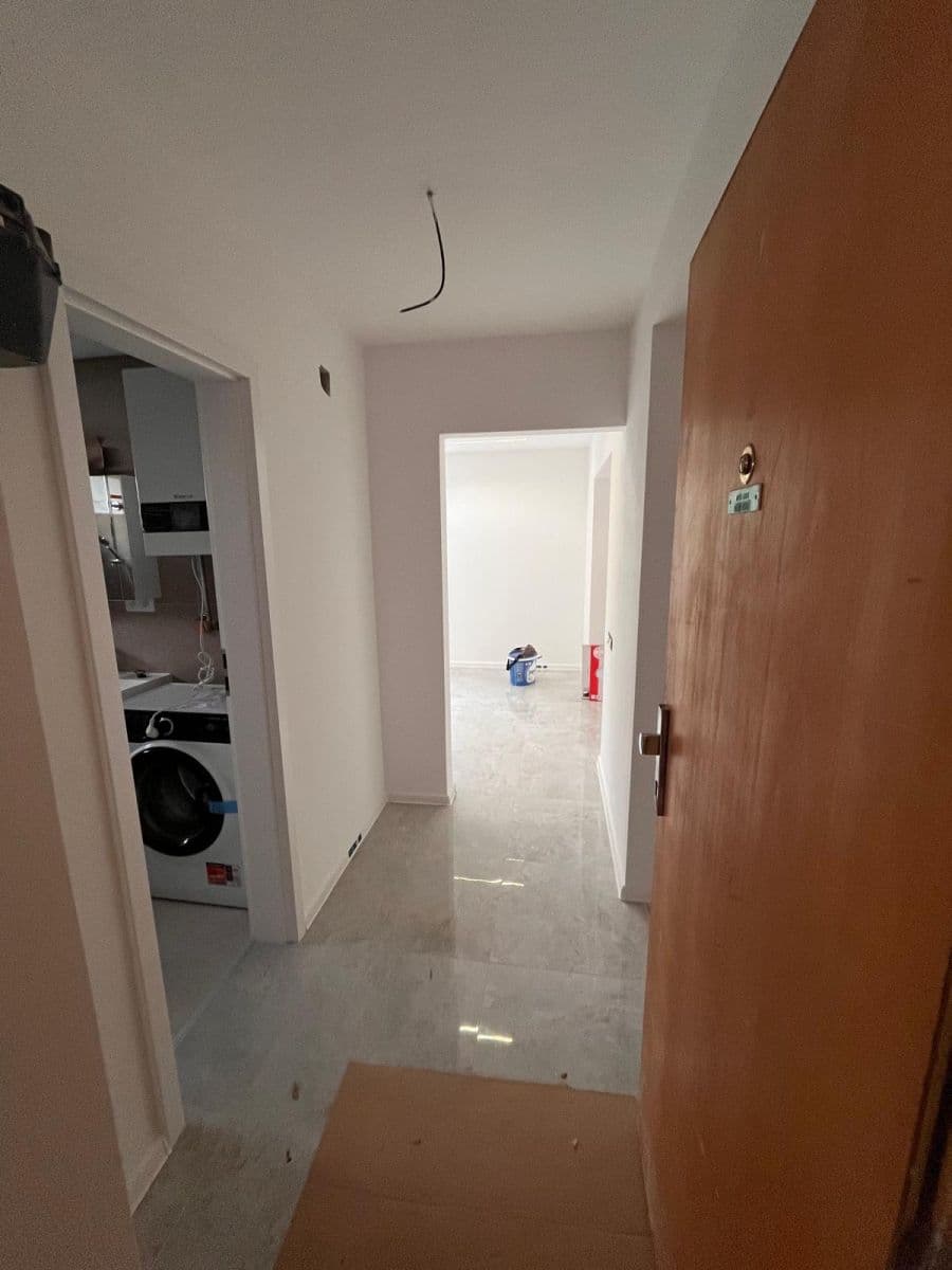 Prenájom bytu 2-izbový 52 m², Kulíškova, Ružinov, Bratislavský kraj Prenájom bytu 2-izbový 52 m², Kulíškova, Ružinov, Bratislavský kraj