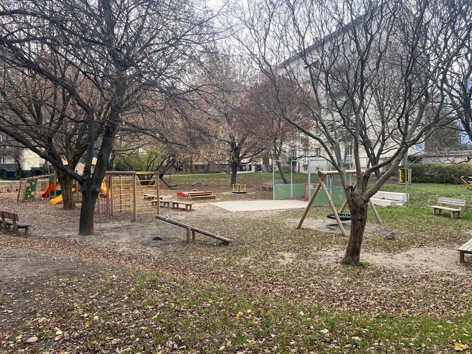 Prenájom bytu 2-izbový 52 m², Kulíškova, Ružinov, Bratislavský kraj Prenájom bytu 2-izbový 52 m², Kulíškova, Ružinov, Bratislavský kraj