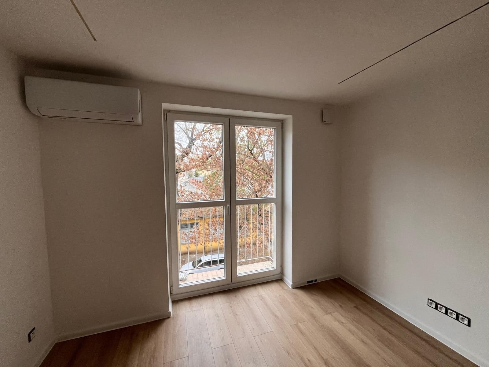 Prenájom bytu 2-izbový 52 m², Kulíškova, Ružinov, Bratislavský kraj Prenájom bytu 2-izbový 52 m², Kulíškova, Ružinov, Bratislavský kraj