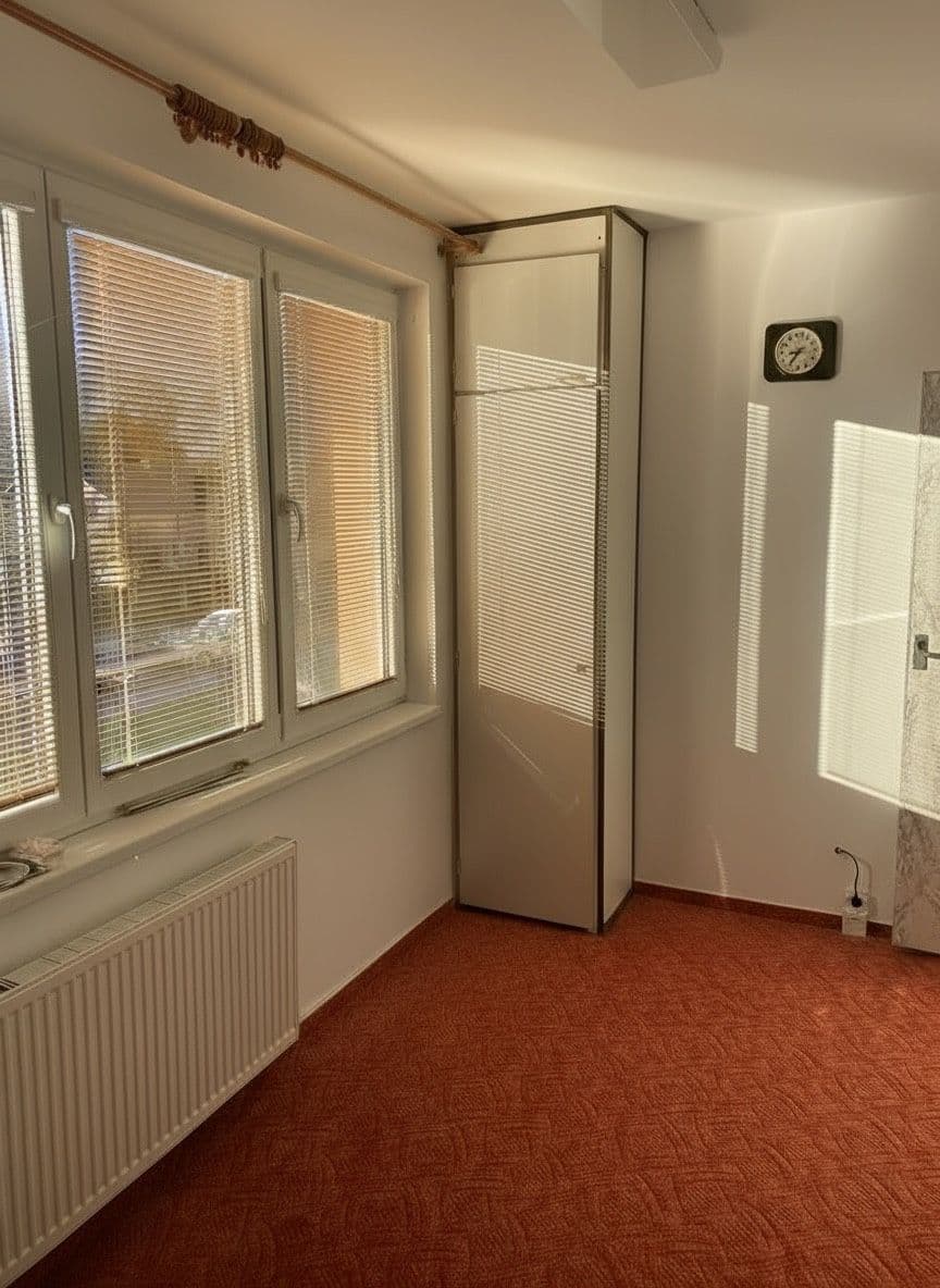 Prenájom bytu 1-izbový 43 m², sídliště Vajgar, Jindřichův Hradec, Jihočeský kraj Prenájom bytu 1-izbový 43 m², sídliště Vajgar, Jindřichův Hradec, Jihočeský kraj