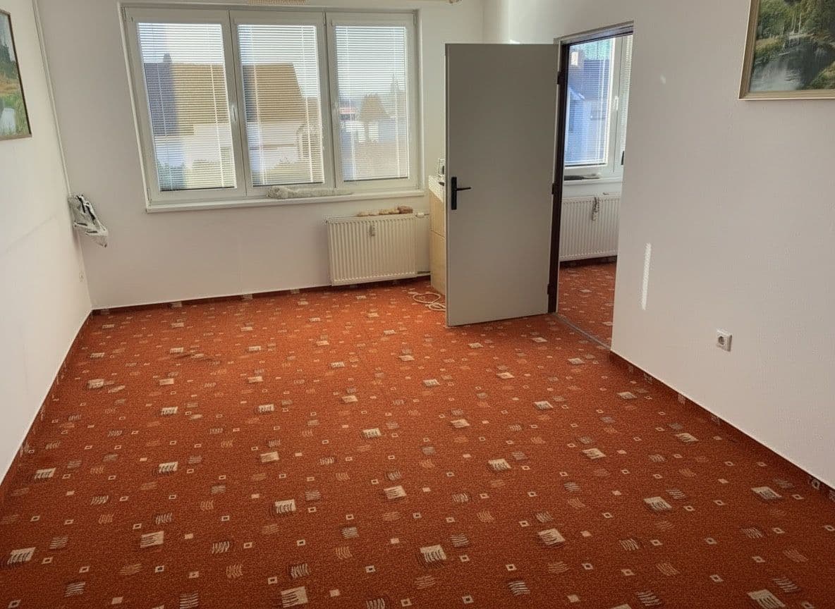 Prenájom bytu 1-izbový 43 m², sídliště Vajgar, Jindřichův Hradec, Jihočeský kraj Prenájom bytu 1-izbový 43 m², sídliště Vajgar, Jindřichův Hradec, Jihočeský kraj