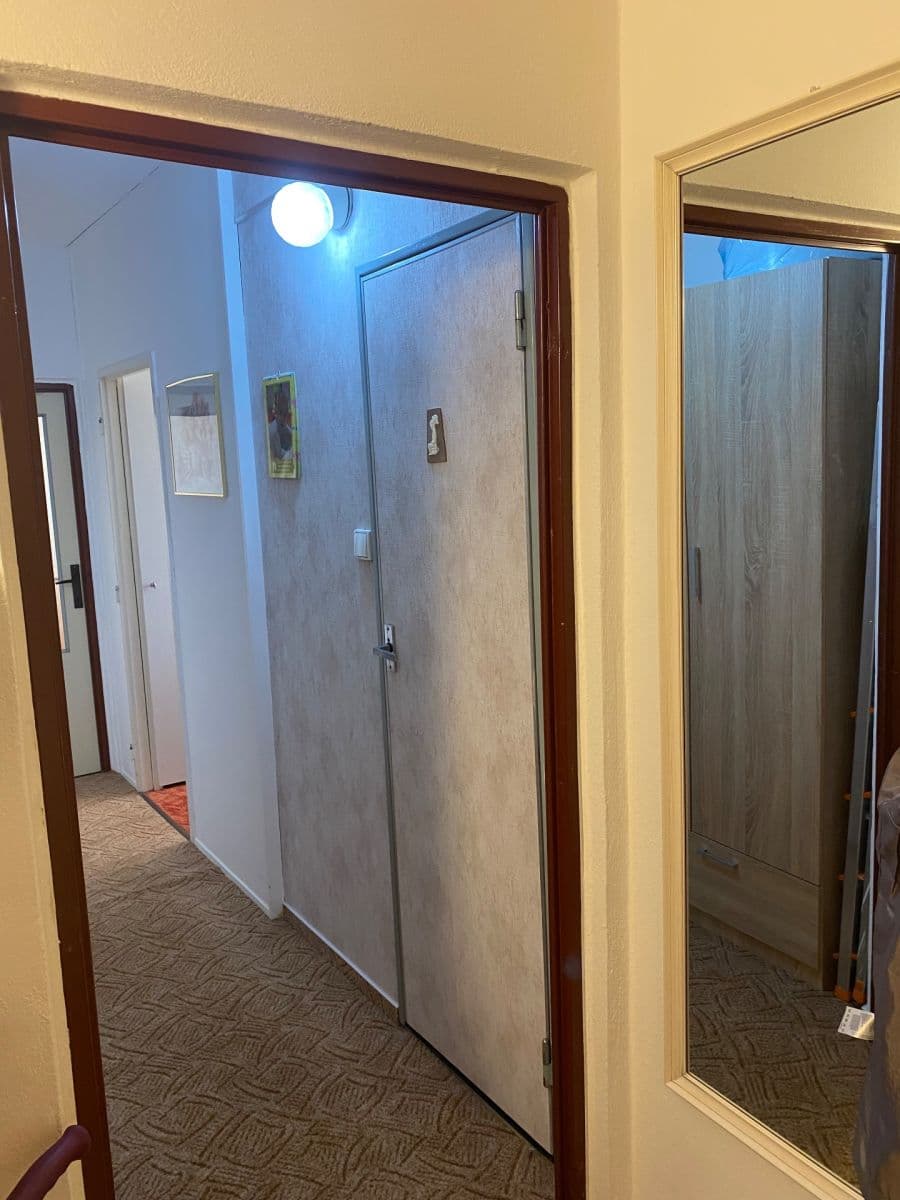 Prenájom bytu 1-izbový 43 m², sídliště Vajgar, Jindřichův Hradec, Jihočeský kraj Prenájom bytu 1-izbový 43 m², sídliště Vajgar, Jindřichův Hradec, Jihočeský kraj