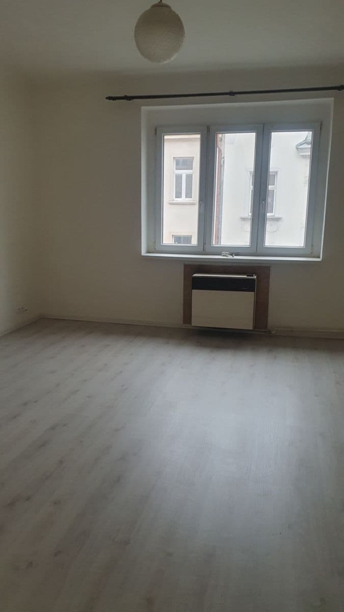 Prenájom bytu 1-izbový 33 m², Vosmíkových, Praha, Praha Prenájom bytu 1-izbový 33 m², Vosmíkových, Praha, Praha