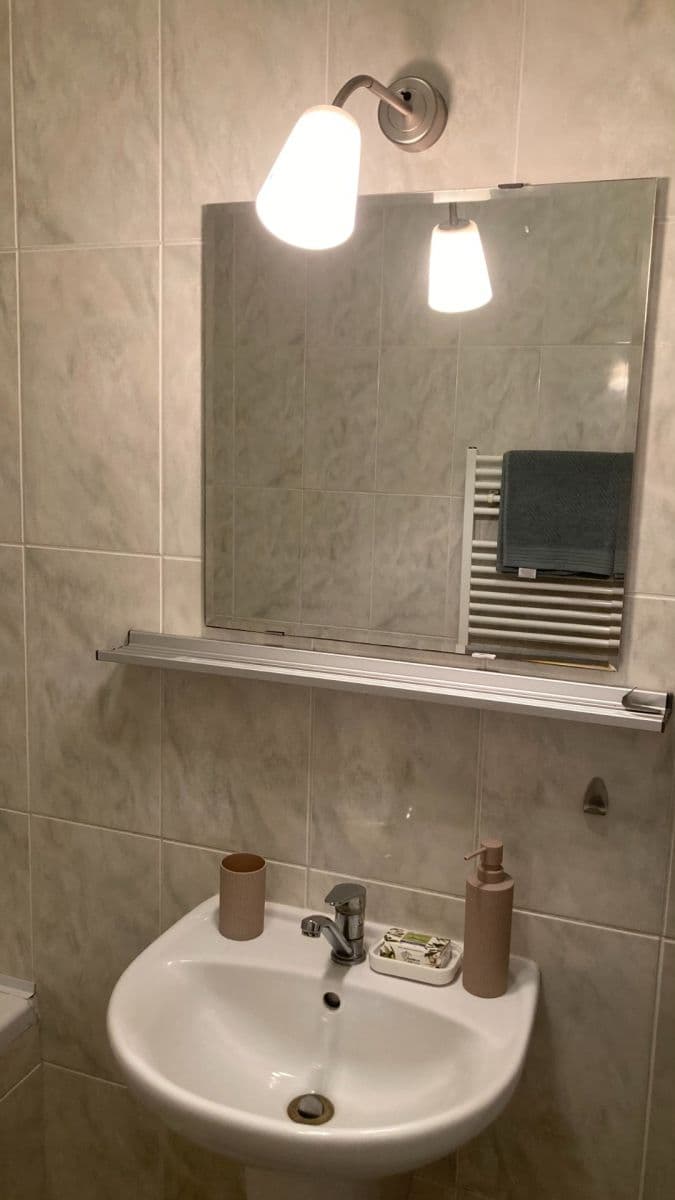 Prenájom bytu 2-izbový 49 m², Hakenova, Poděbrady, Středočeský kraj Prenájom bytu 2-izbový 49 m², Hakenova, Poděbrady, Středočeský kraj