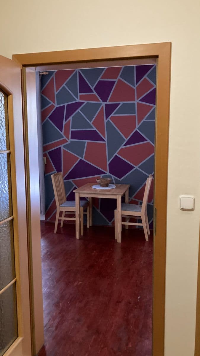 Prenájom bytu 2-izbový 49 m², Hakenova, Poděbrady, Středočeský kraj Prenájom bytu 2-izbový 49 m², Hakenova, Poděbrady, Středočeský kraj