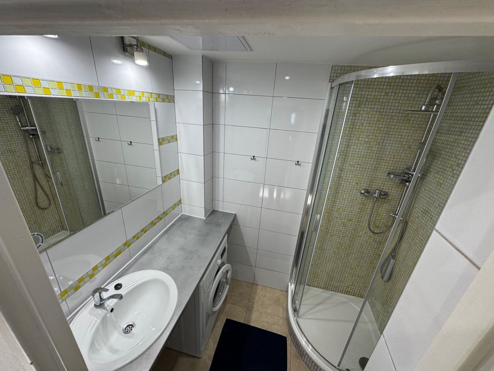 Prenájom bytu 1-izbový 22 m², Kolbenova, Praha, Praha Prenájom bytu 1-izbový 22 m², Kolbenova, Praha, Praha