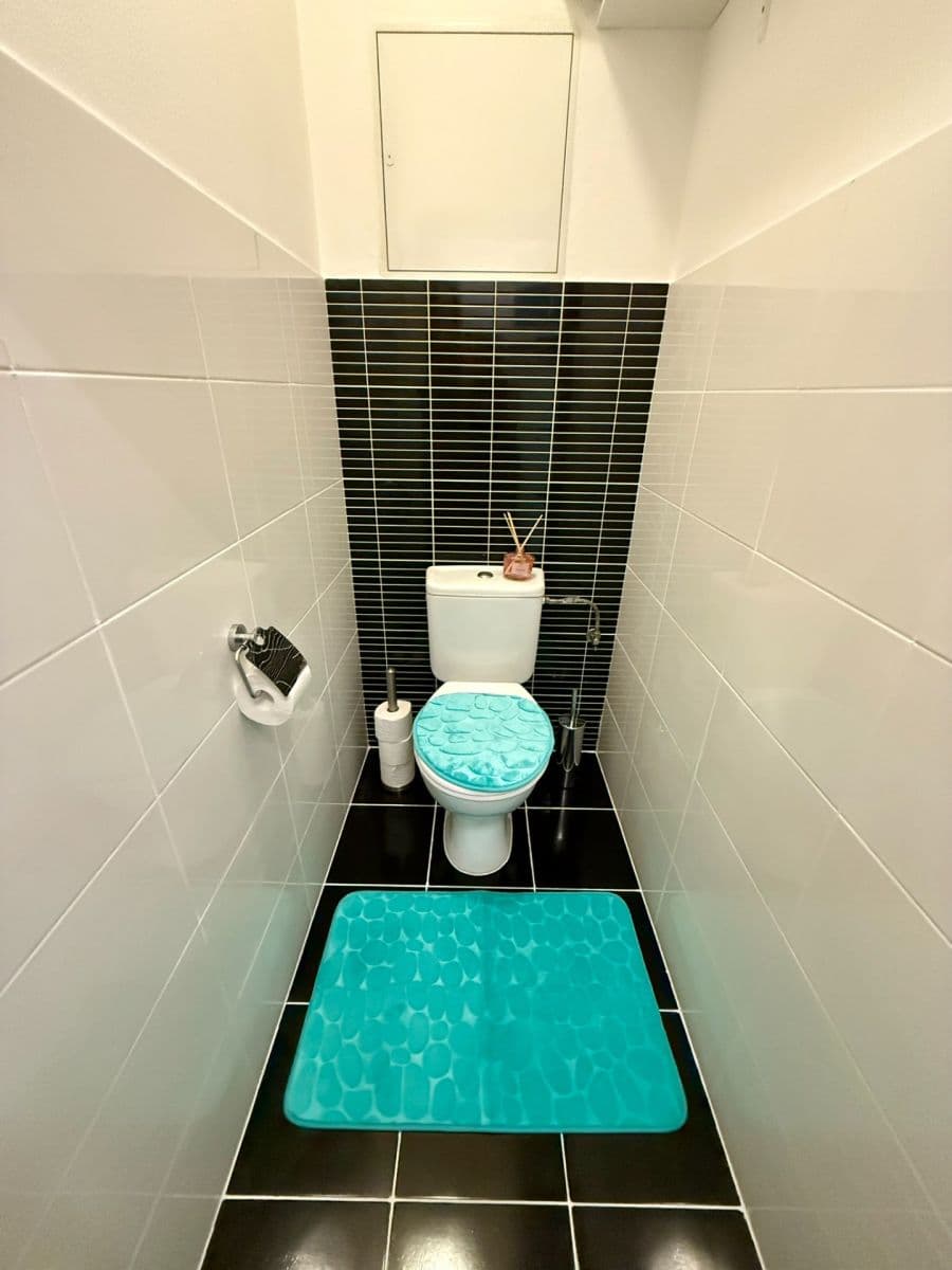 Predaj bytu 3-izbový 100 m², Nádvorní, Liberec, Liberecký kraj Predaj bytu 3-izbový 100 m², Nádvorní, Liberec, Liberecký kraj