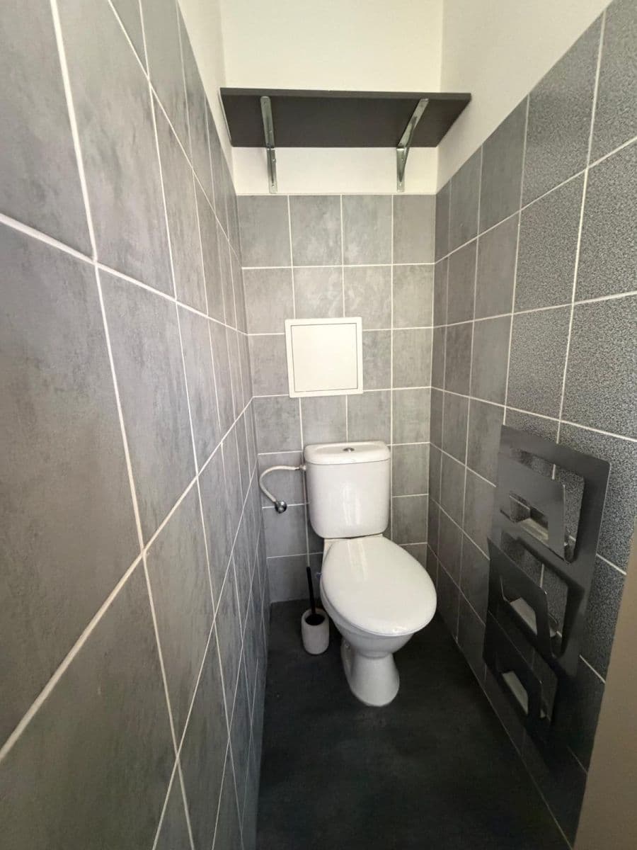 Prenájom bytu 2-izbový 57 m², Nerudova, Jevíčko, Pardubický kraj Prenájom bytu 2-izbový 57 m², Nerudova, Jevíčko, Pardubický kraj