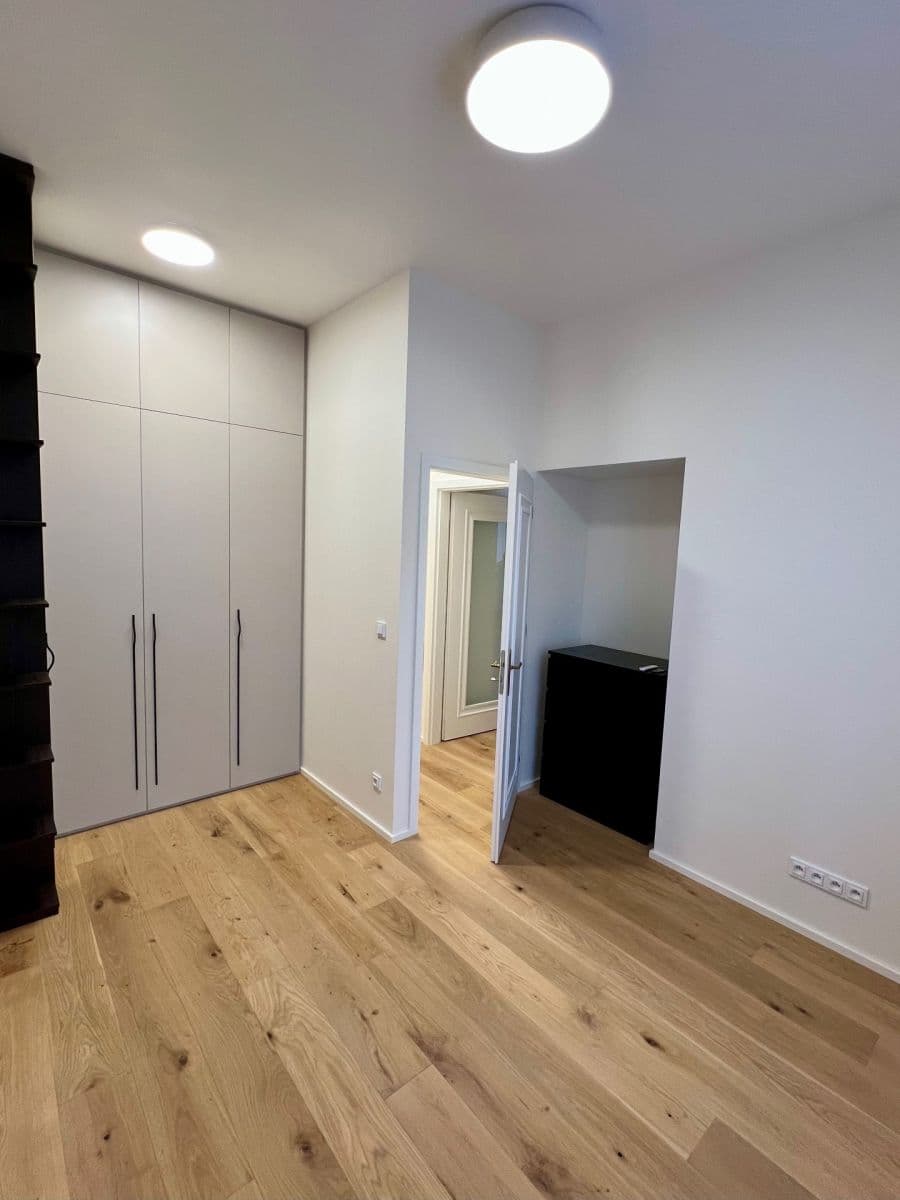 Prenájom bytu 2-izbový 51 m², Tachovské náměstí, Praha, Praha Prenájom bytu 2-izbový 51 m², Tachovské náměstí, Praha, Praha